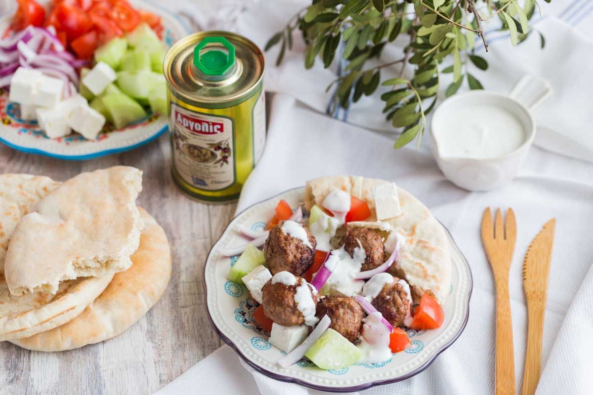 Keftedes : découvrez ces délicieuses boulettes d'agneau à la grecque