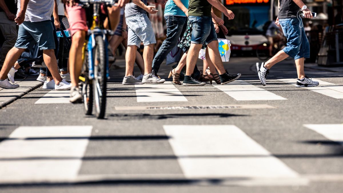 Passer au feu rouge : ce que les cyclistes doivent savoir