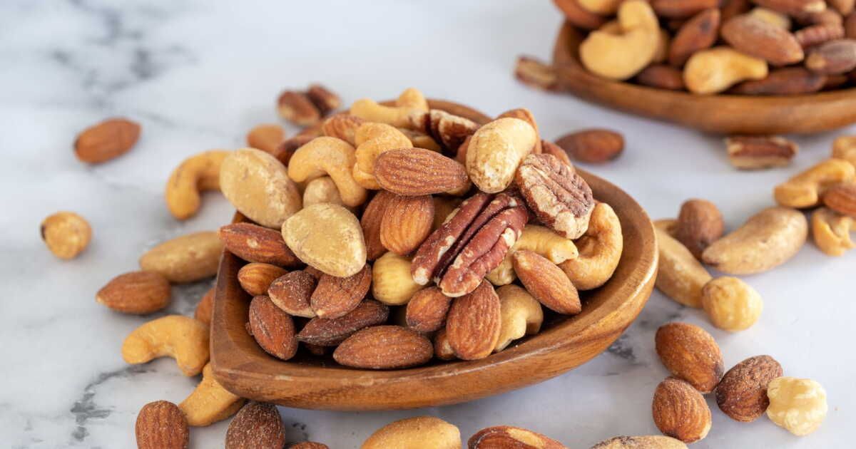 Amandes ou noix : le duel des oléagineux pour votre santé