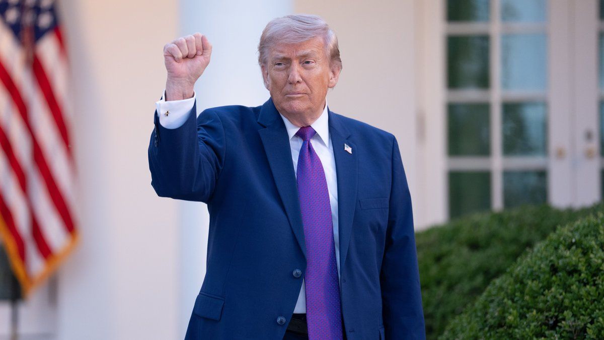 Donald Trump s'emporte contre une journaliste : scène de tension à la Maison Blanche