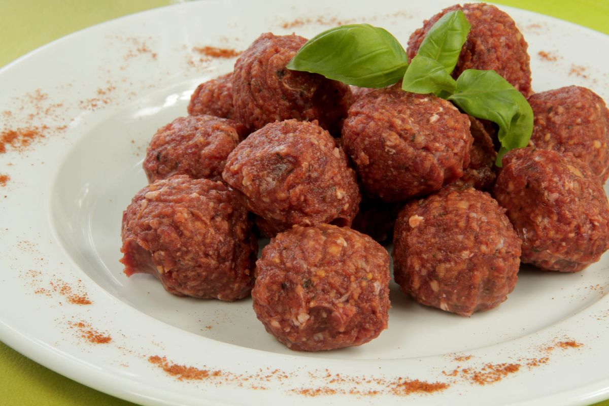 Un délice italien : les boulettes de viande à la sauce tomate de Cyril Lignac