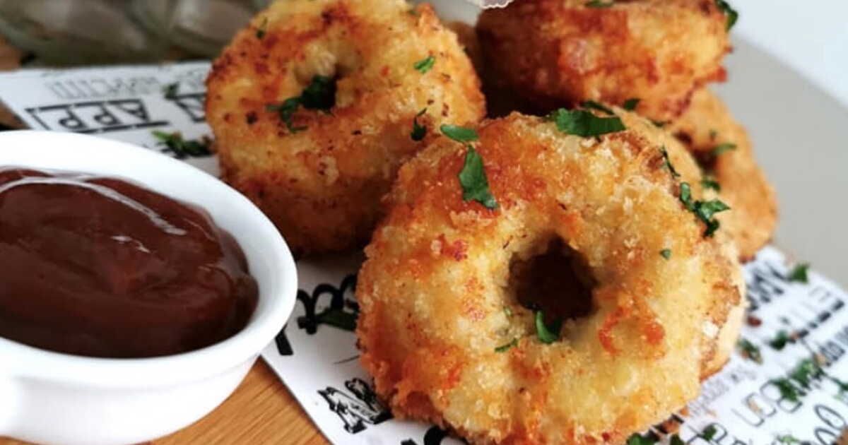 Une délicieuse recette de donuts salés au poulet et fromage