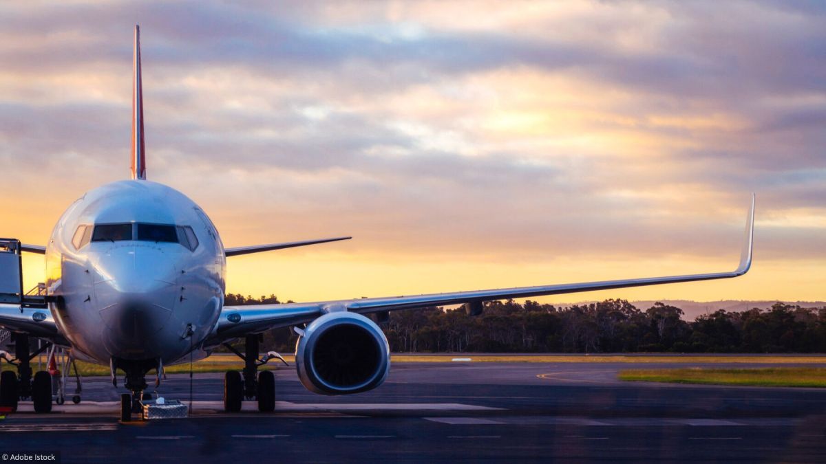 5 stratégies astucieuses pour économiser sur vos billets d'avion