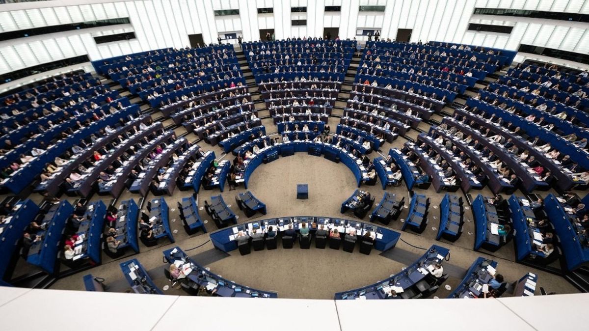 L'ue repousse à juin sa décision sur la création de centres pour migrants à l'étranger
