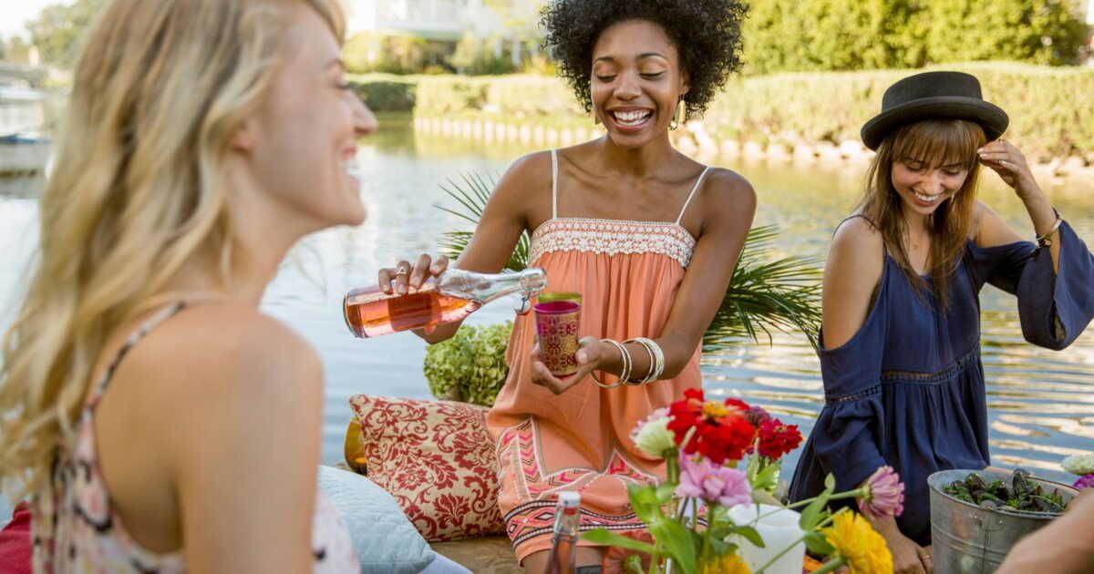 Guide des vins rosés : 60 millions de consommateurs sélectionne des super bouteilles à moins de 8 euros !