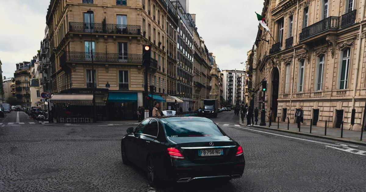 À partir de quel montant un taxi doit-il vous fournir une facture ?