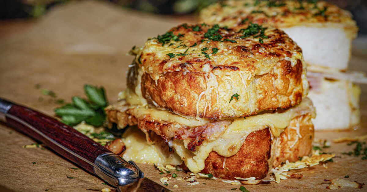 Découvrez le croque-quiche, l'alliance parfaite pour un dîner réconfortant