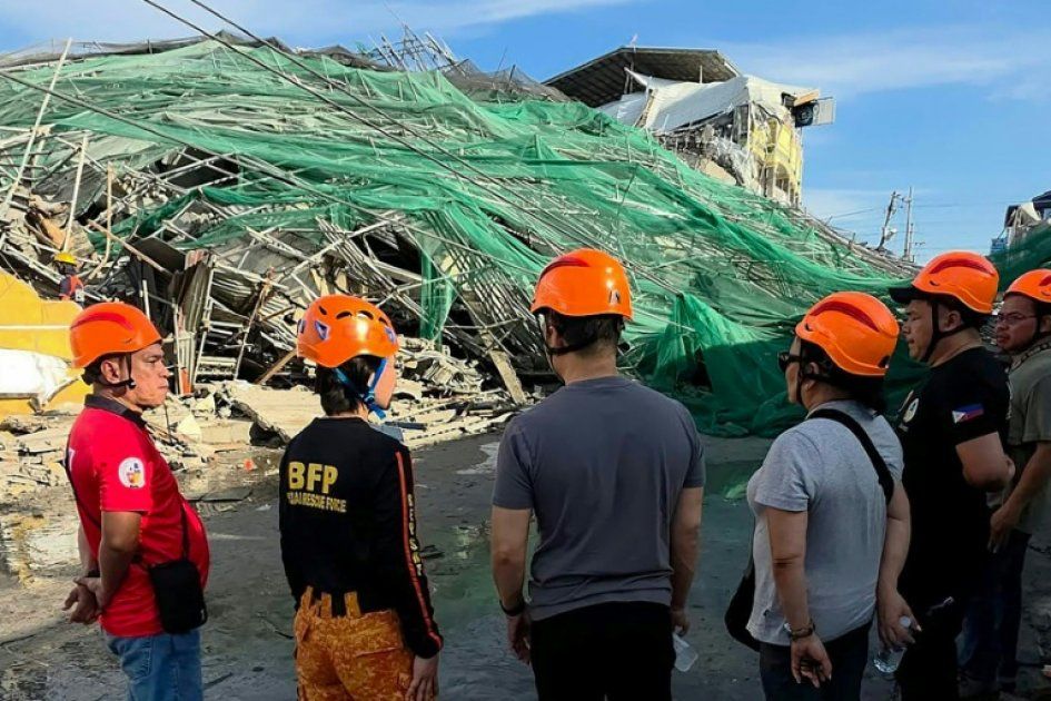 drame aux philippines : un immeuble s'effondre, 19 personnes portées disparues