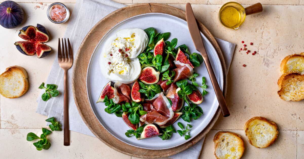L'association irrésistible : burrata et figues fraîches pour un été gourmand