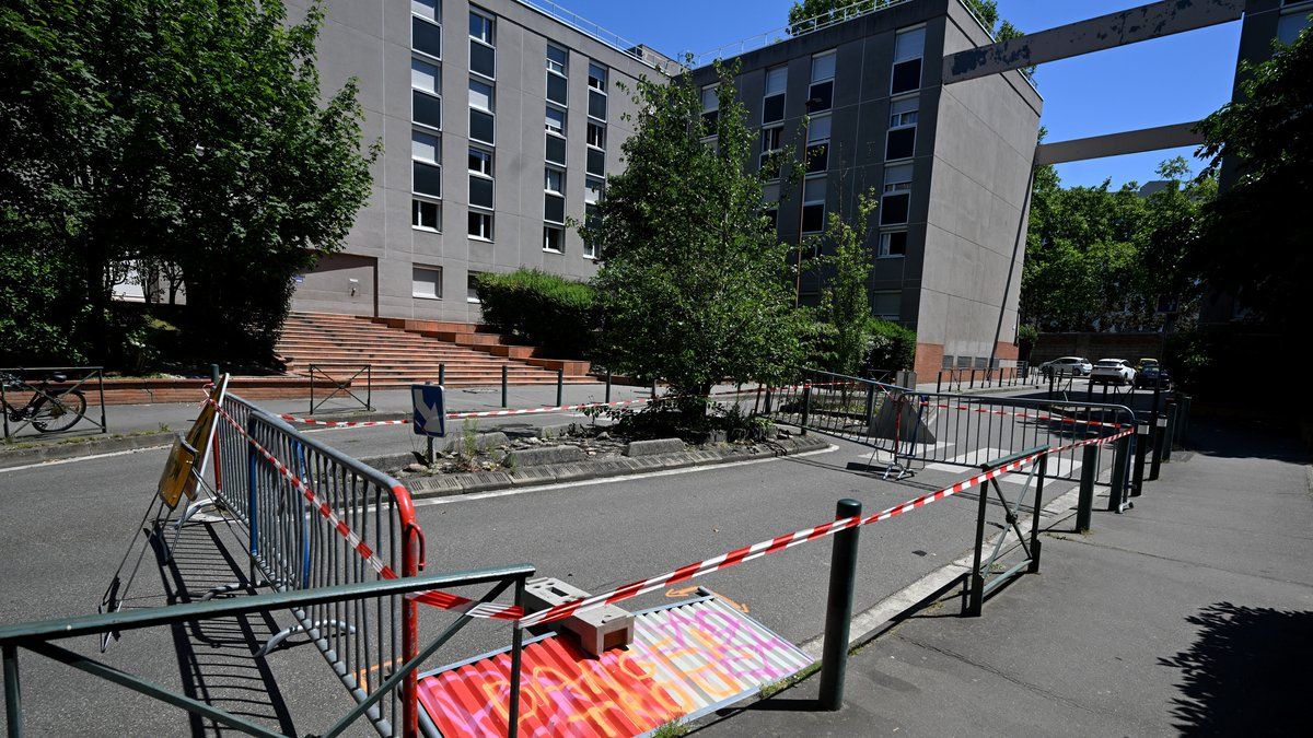 Un trou mystérieux intrigue les habitants d'une impasse toulousaine