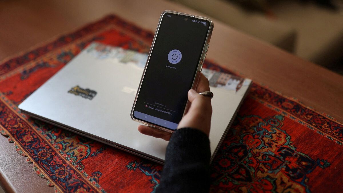Retour à la connectivité : l'Iran rétablit l'accès à Internet en pleine crise