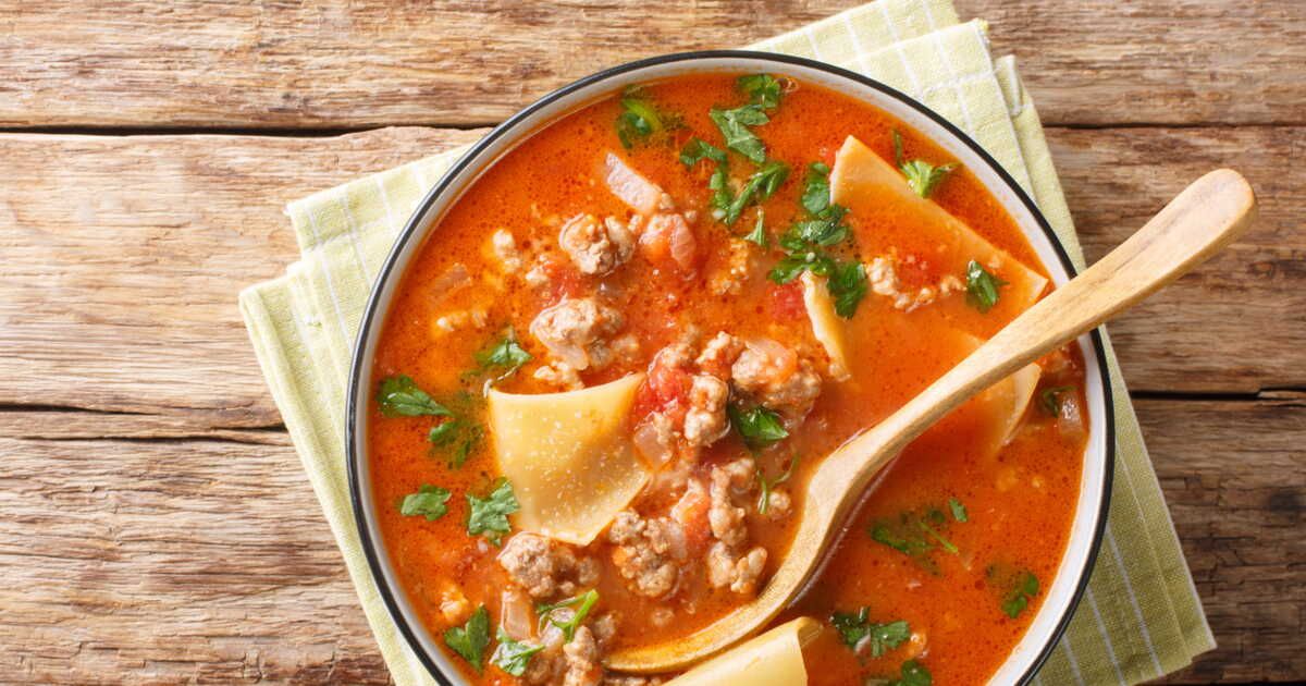 Découvrez la recette réconfortante de la soupe de lasagnes