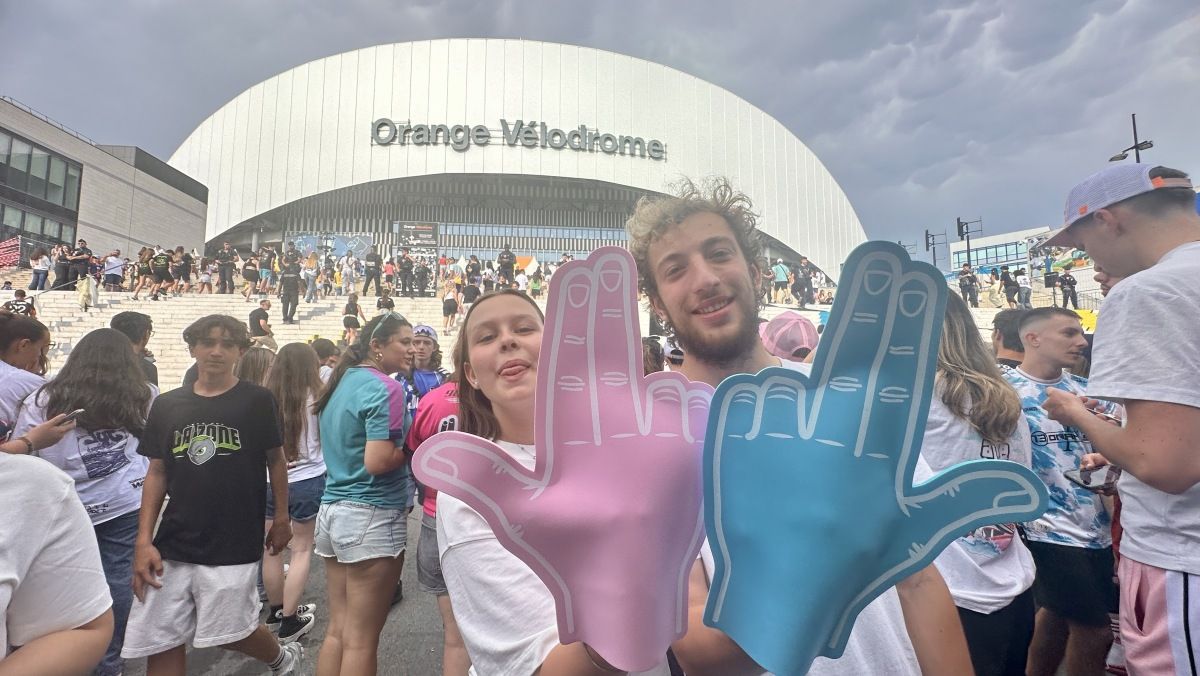 Marseille s'enflamme pour les concerts de Jul au Vélodrome