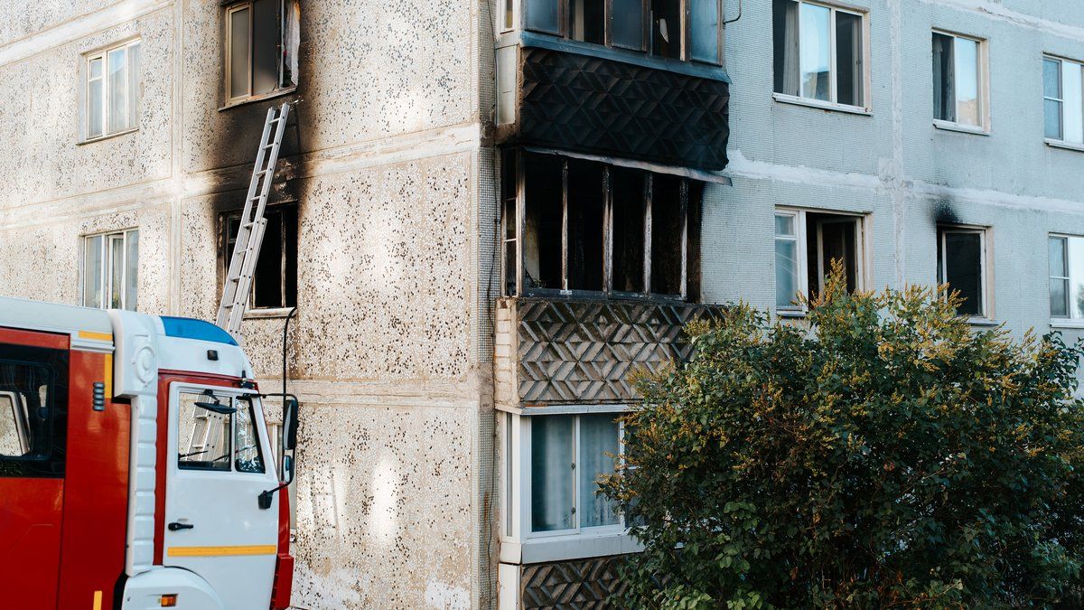 Une résidence de Nice sous l'emprise de la peur face à une série d'incendies criminels
