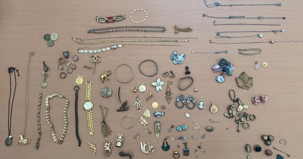 Amboise à la recherche des propriétaires d'objets volés : un appel à la vigilance