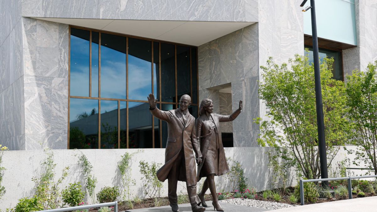 Obama célèbre son héritage avec un nouveau monument à Chicago