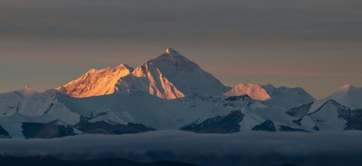 Un alpiniste népalais raconte son incroyable survie sur l'Everest