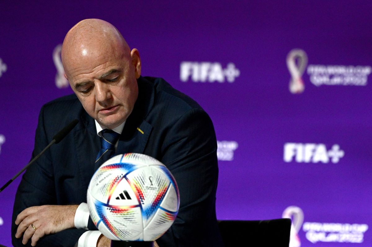 la fifa sous le feu des critiques : les coulisses d'un mondial controversé