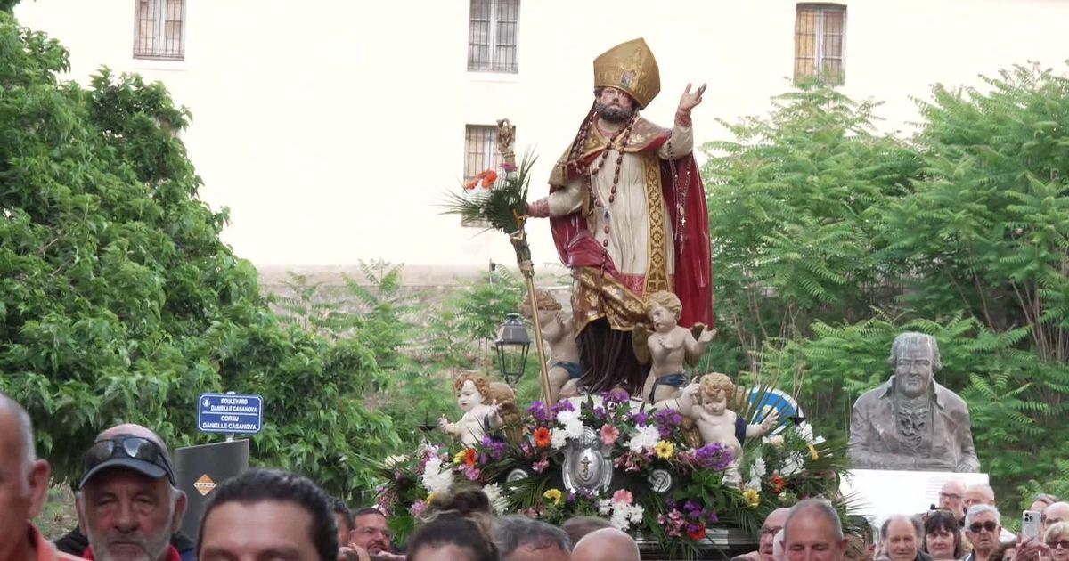 Ajaccio célèbre la Saint Érasme : traditions maritimes et ferveur collective