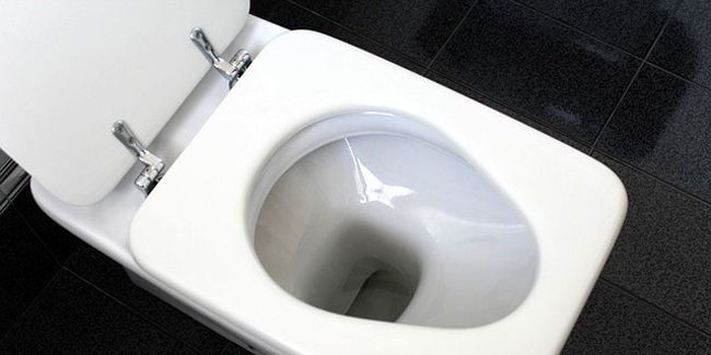 Remplacer un abattant de WC : guide pratique en 5 étapes simples