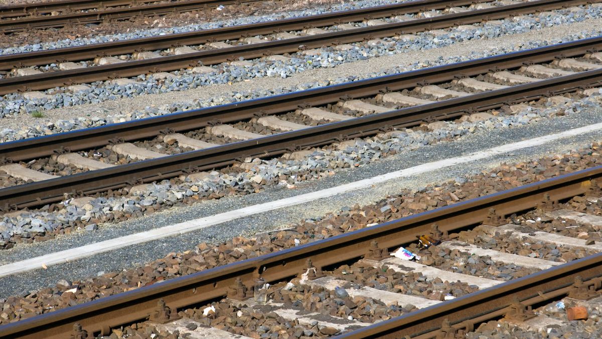 Des ouvriers ferroviaires échappent de justesse à un drame dans un tunnel