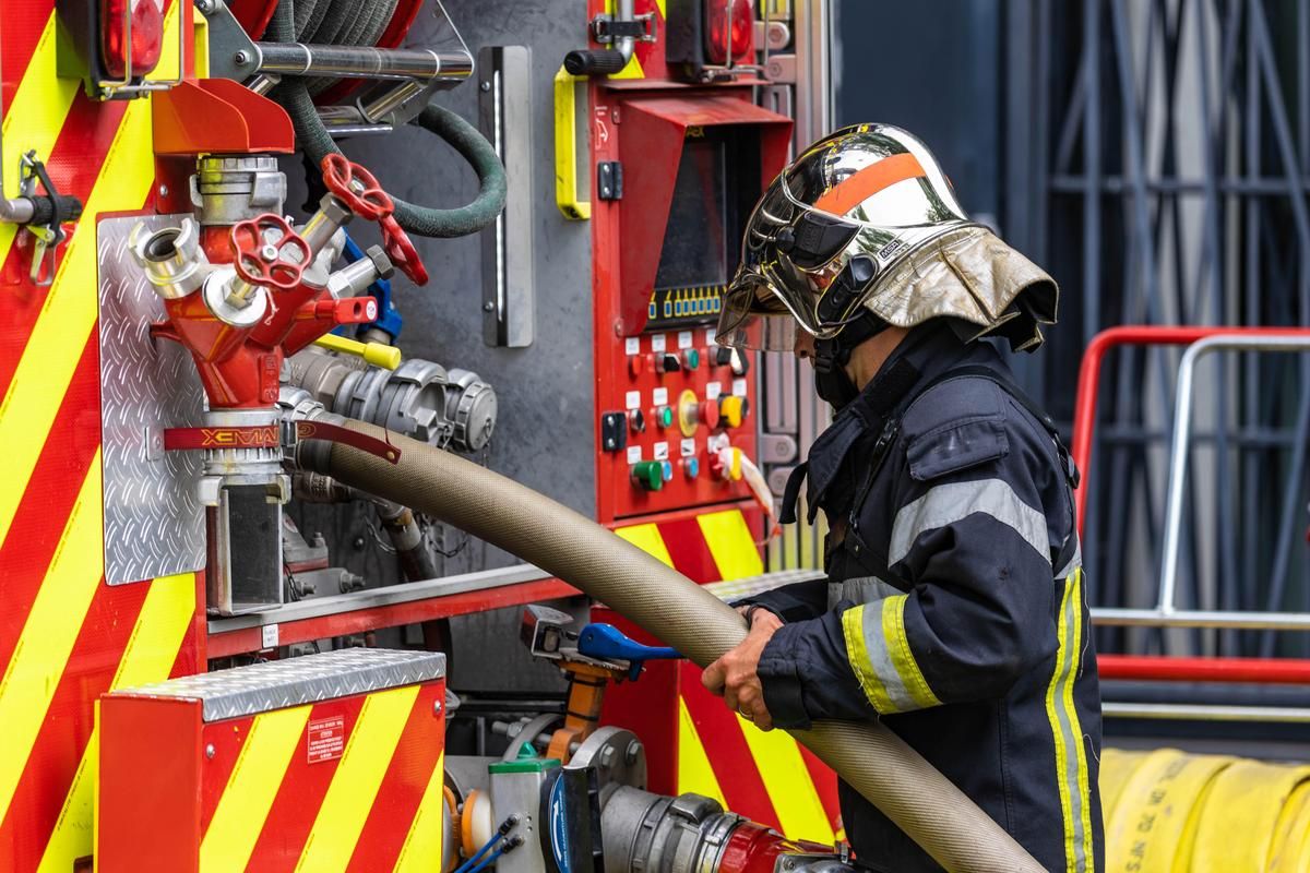 Un incendie maîtrisé dans un garage du Nord Dordogne