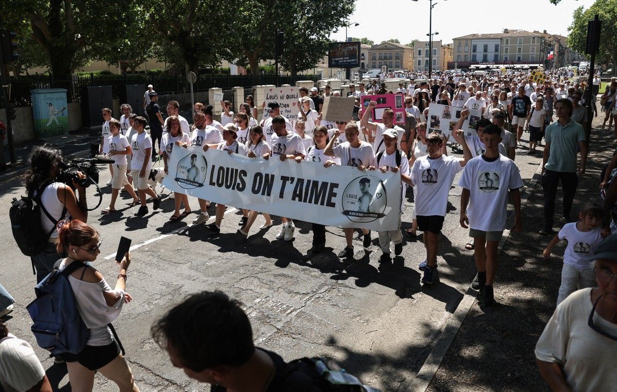Narbonne : une marche blanche rassemblant 4.500 personnes pour Louis, victime de violence