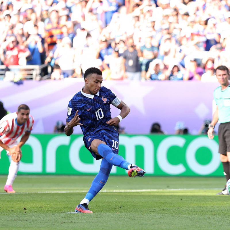 Mbappé propulse la France en quart de finale avec un penalty décisif