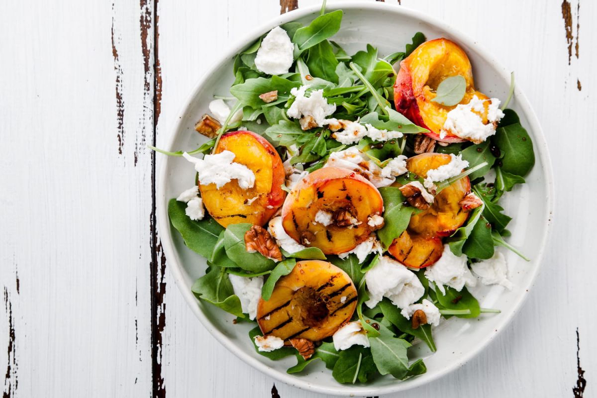 Découvrez la salade estivale de haricots verts et burrata par Cyril Lignac