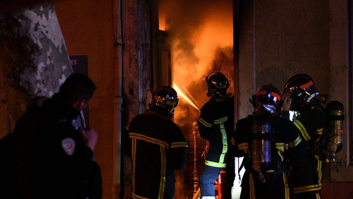 Montpellier en proie aux flammes : un studio ravagé dans le quartier des Arceaux