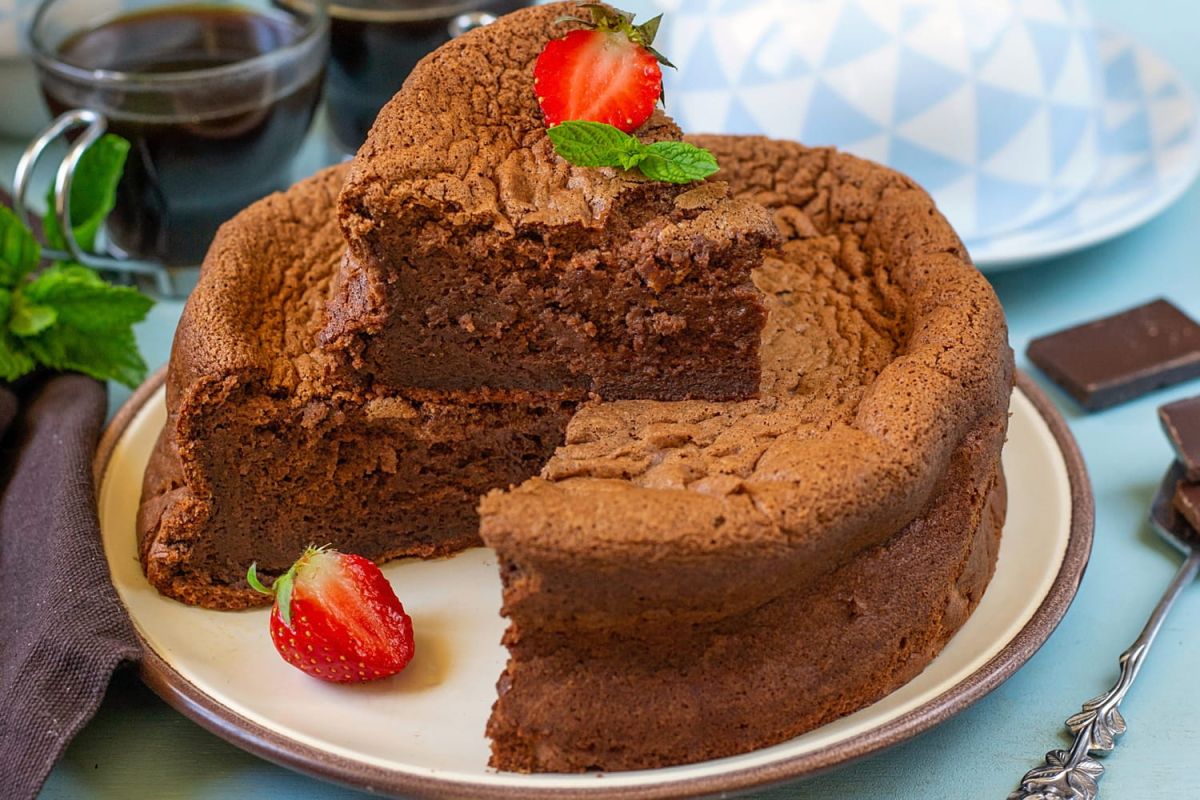 Un gâteau au chocolat léger qui va surprendre vos papilles
