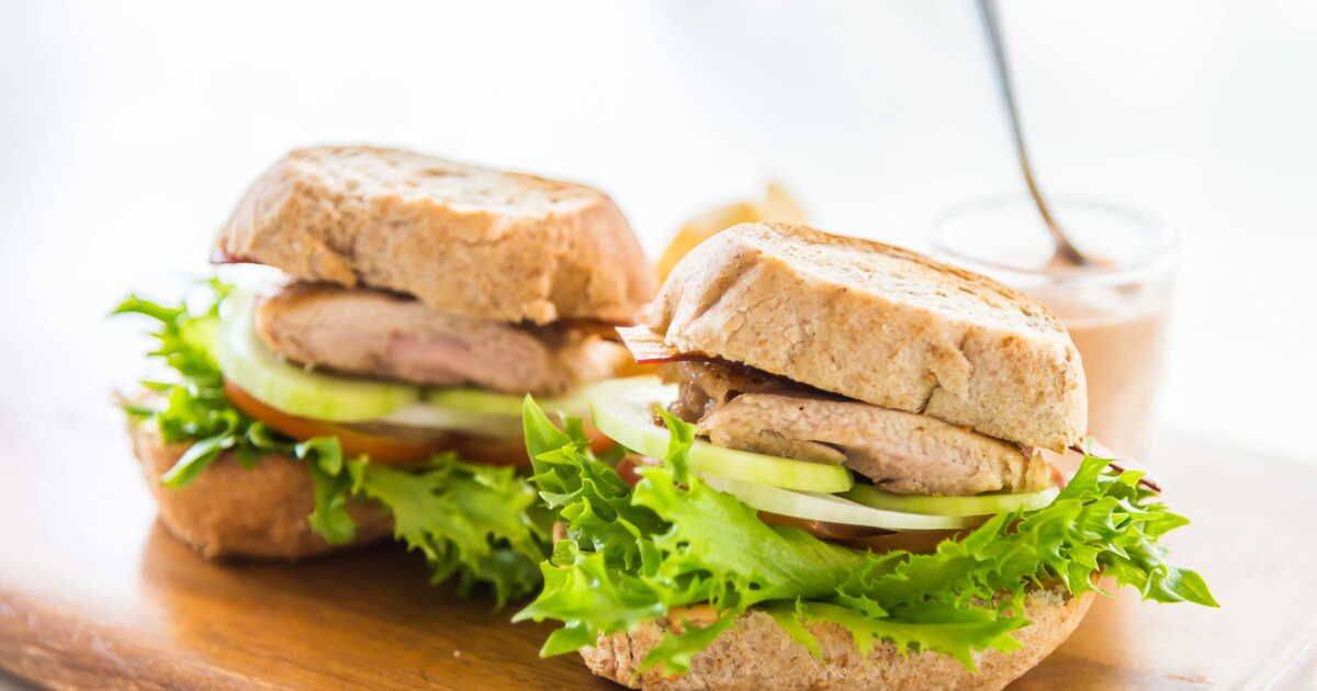 redécouvrez la bifana : le sandwich portugais par diego alary